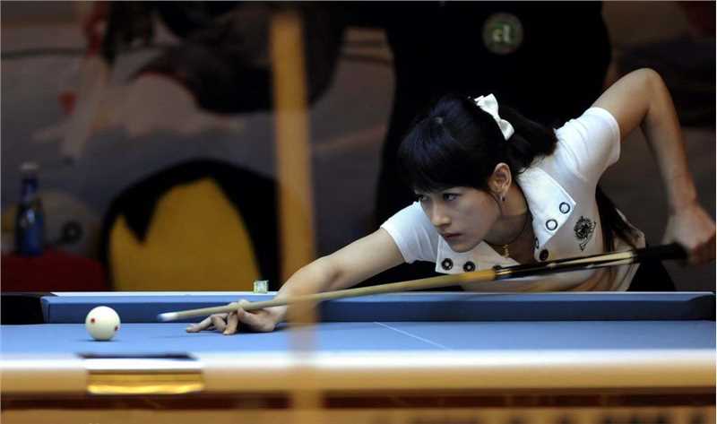 高清美女球手何心如惊艳亮相图集