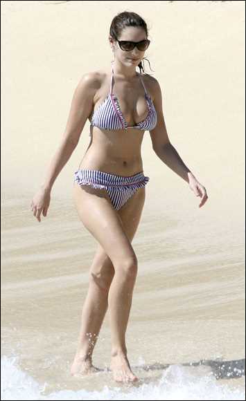 优质全球最性感宝贝差点露点相册