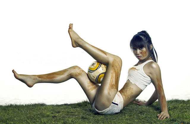 最全性感湿身足球美女相册