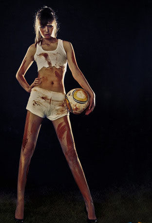 最全性感湿身足球美女相册