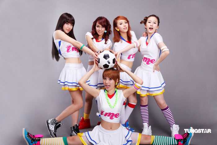 特别专辑精选性感照-足球美女图片