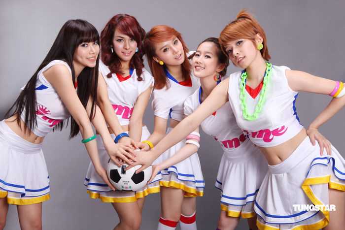 特别专辑精选性感照-足球美女图片