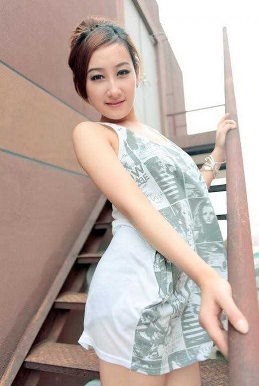 精选上海模特徐莹变身足球美女图册