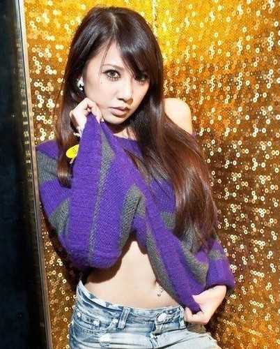 最全生活照曝光的90后篮球美女壁纸