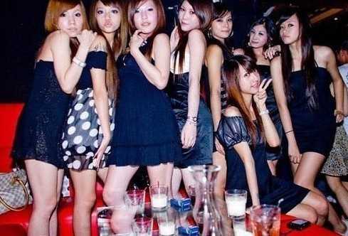 最全生活照曝光的90后篮球美女壁纸