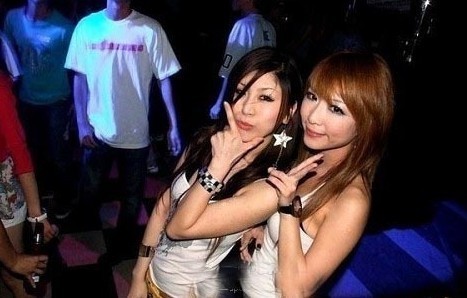 最全生活照曝光的90后篮球美女壁纸