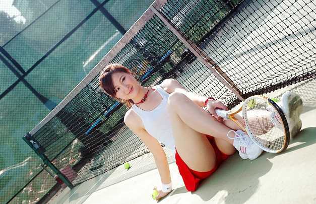 特别专辑身姿百态性感的网球美女图片