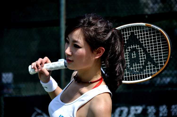 特别专辑身姿百态性感的网球美女图片