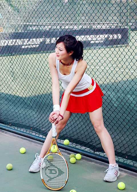 特别专辑身姿百态性感的网球美女图片