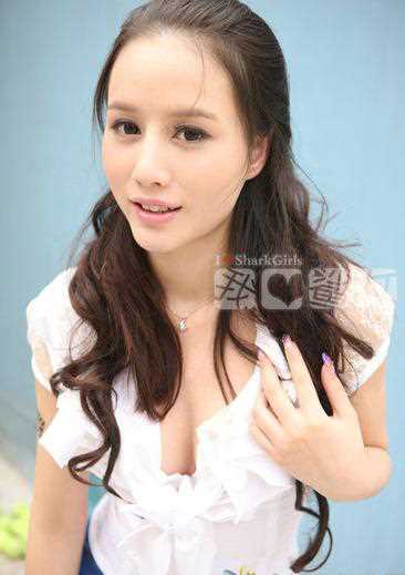 最新演绎性感网球的性感美女壁纸