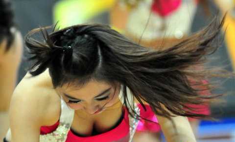 精选CBA风情宝贝劲装热舞,展露风韵身段图册