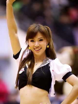 精选CBA风情宝贝劲装热舞,展露风韵身段图册