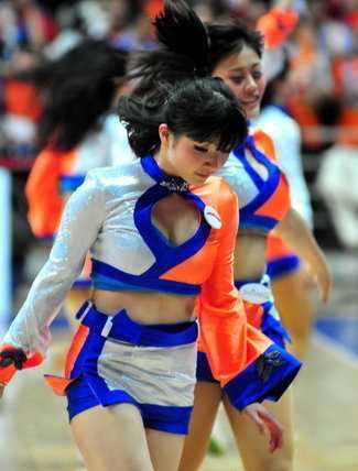 精选CBA风情宝贝劲装热舞,展露风韵身段图册