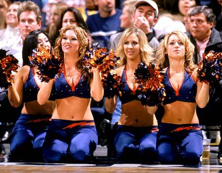NBA赛场性感回现,啦啦队员秀色大比拼