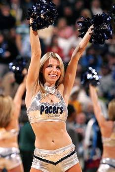 NBA赛场性感回现,啦啦队员秀色大比拼