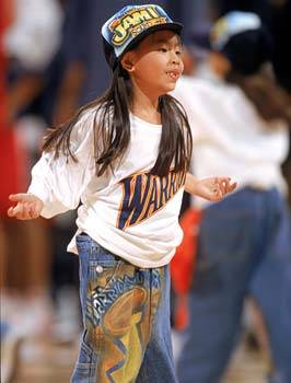 NBA赛场性感回现,啦啦队员秀色大比拼