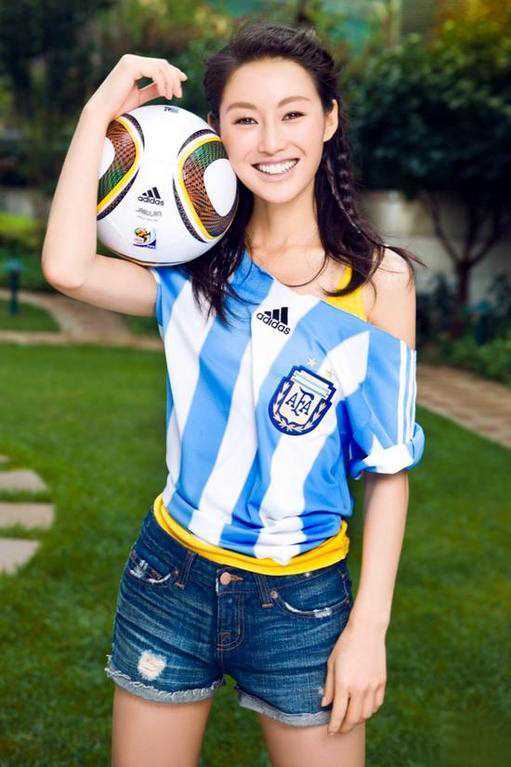 精选陈瑞为阿根廷改名陈燃,世界杯秀甜美性感图册
