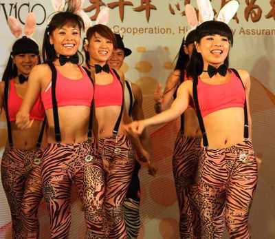 特别专辑体育宝贝展示泳装,大秀青春活力图片