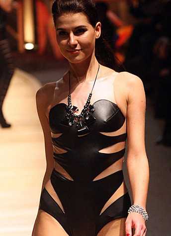 特别专辑体育宝贝展示泳装,大秀青春活力图片