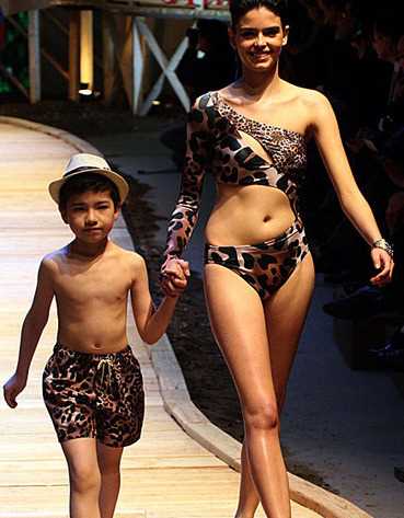 特别专辑体育宝贝展示泳装,大秀青春活力图片