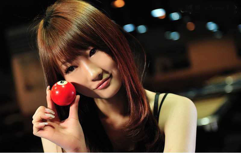 高清台球室的妩媚MM莎莎图集