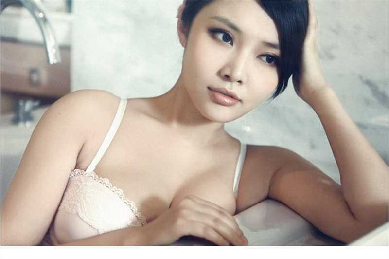 精选美女宝贝徐冬冬为刘翔拍湿身诱惑图册