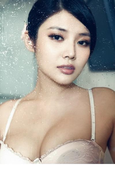 精选美女宝贝徐冬冬为刘翔拍湿身诱惑图册