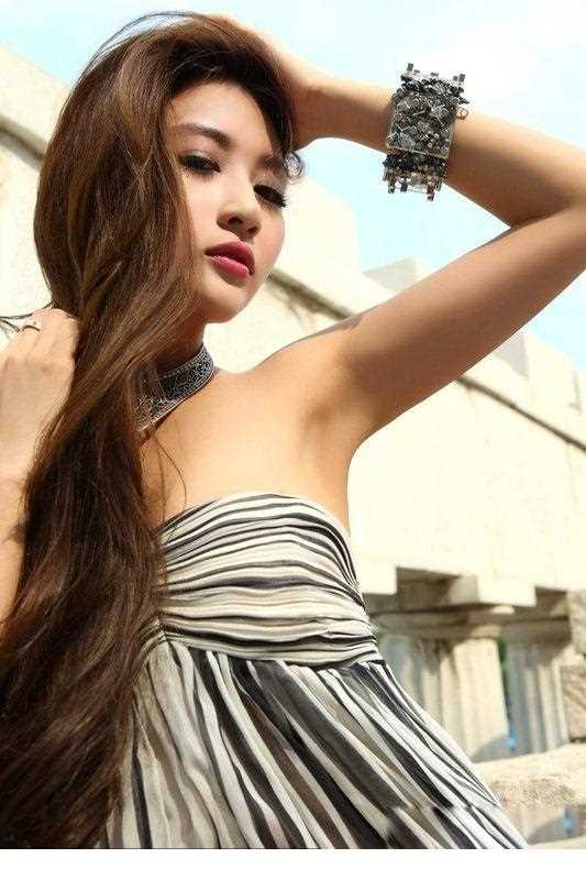 高清奥运女郎孙敬媛优雅化身雅典女神图册