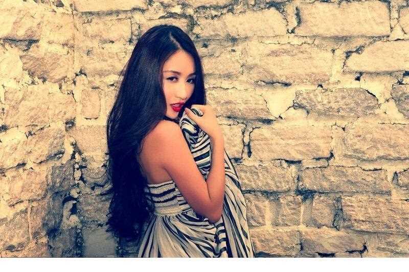 高清奥运女郎孙敬媛优雅化身雅典女神图册