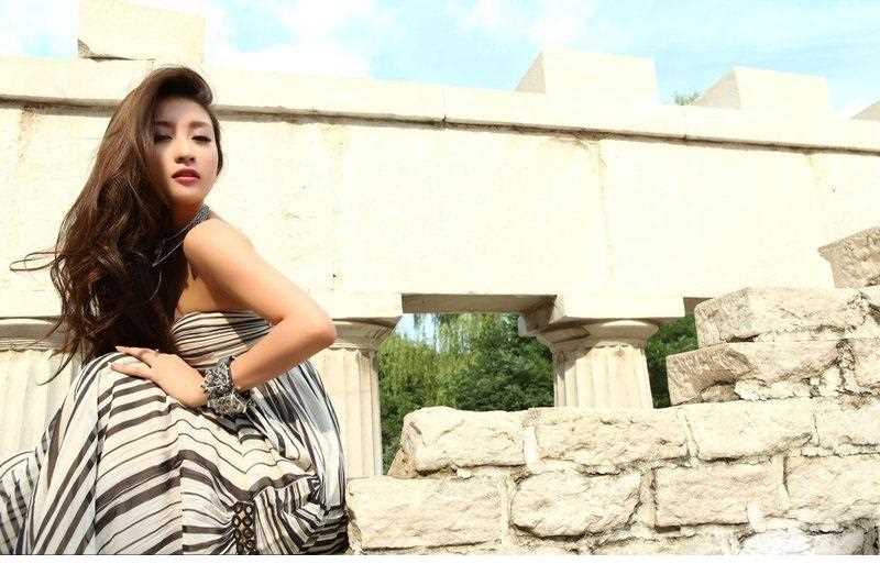 高清奥运女郎孙敬媛优雅化身雅典女神图册