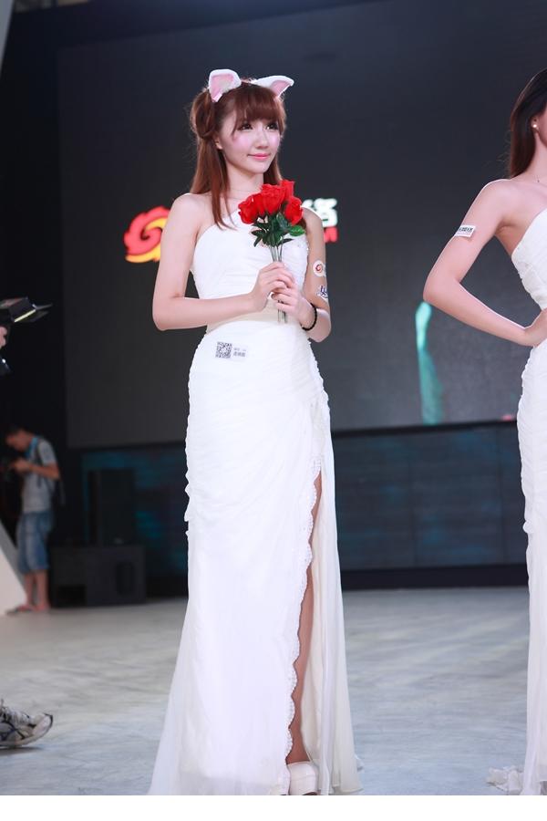 精选2013ChinaJoyShowgirl的白富美图册