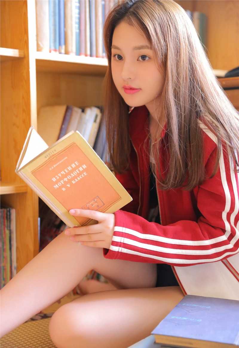 特别专辑设计师的模特处女秀图片