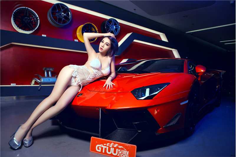 高清女神王尔琳与极品超跑LP7图集