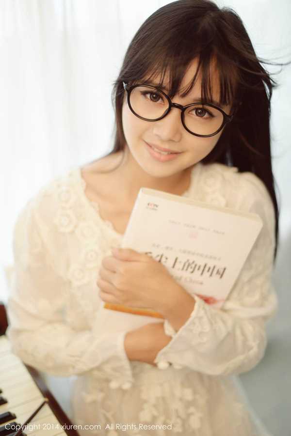 最新秀人嫩模闺房清纯壁纸