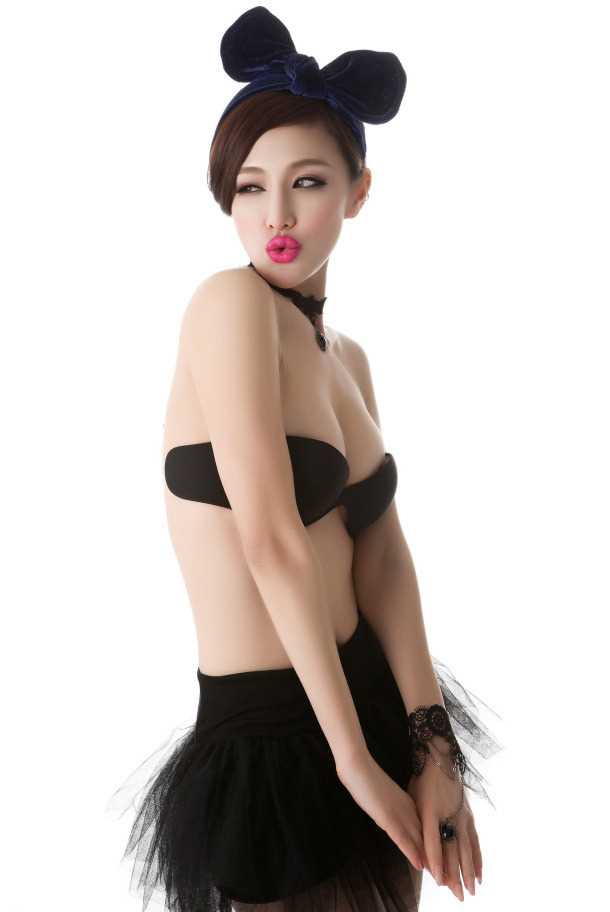 优质成熟魅力模特内衣大片相册