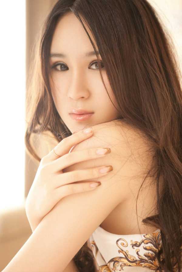 最新90后嫩模张雨涵生活壁纸