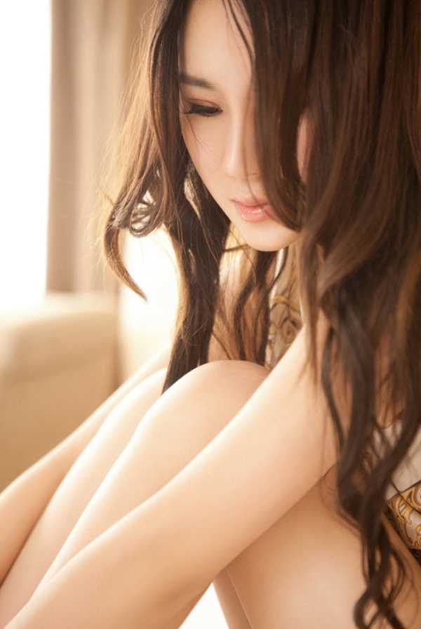 最新90后嫩模张雨涵生活壁纸