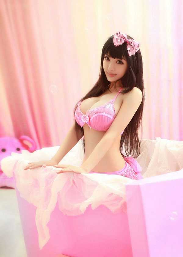 高清宅男女神波涛模特张婉悠图集