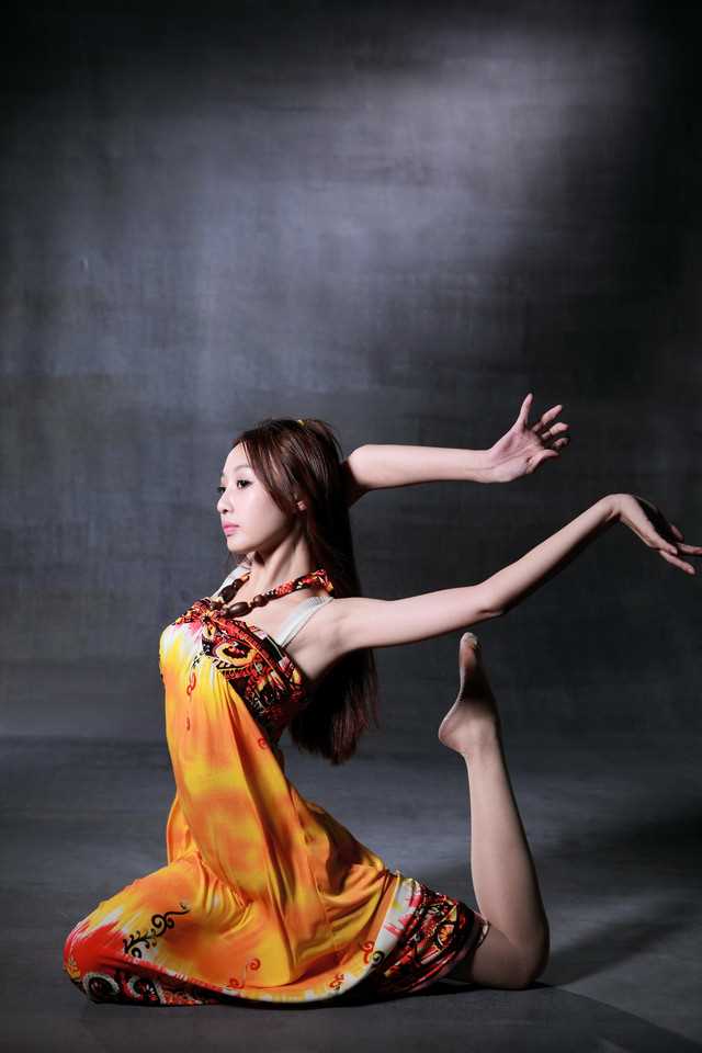 高清性感嫩模祁迹清纯私房照图集