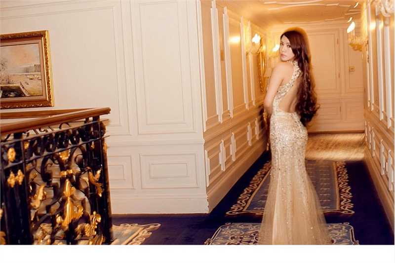 特别专辑机车美女模特豹纹妩媚大图图片