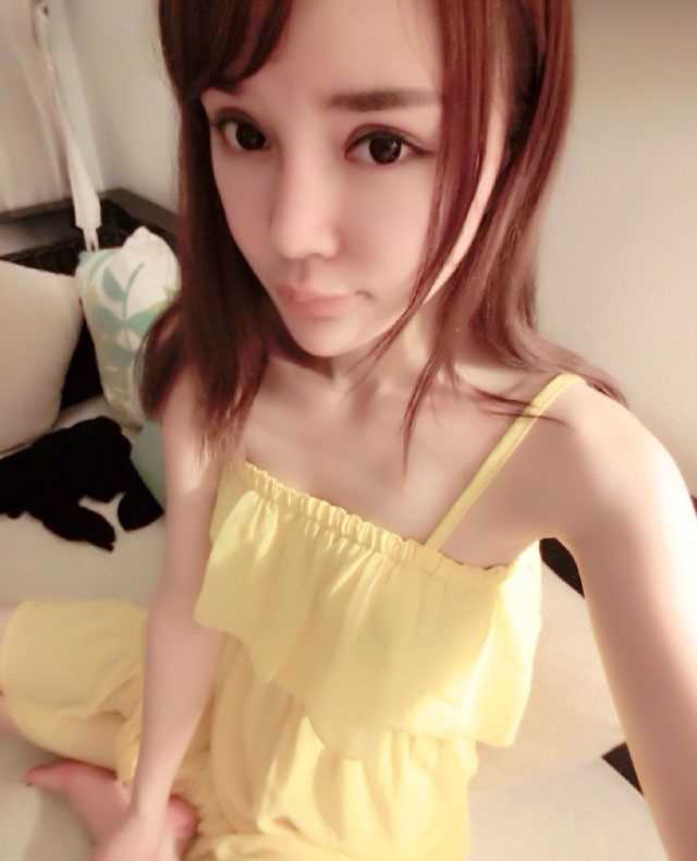 最新内地人气嫩模韩子萱照图集