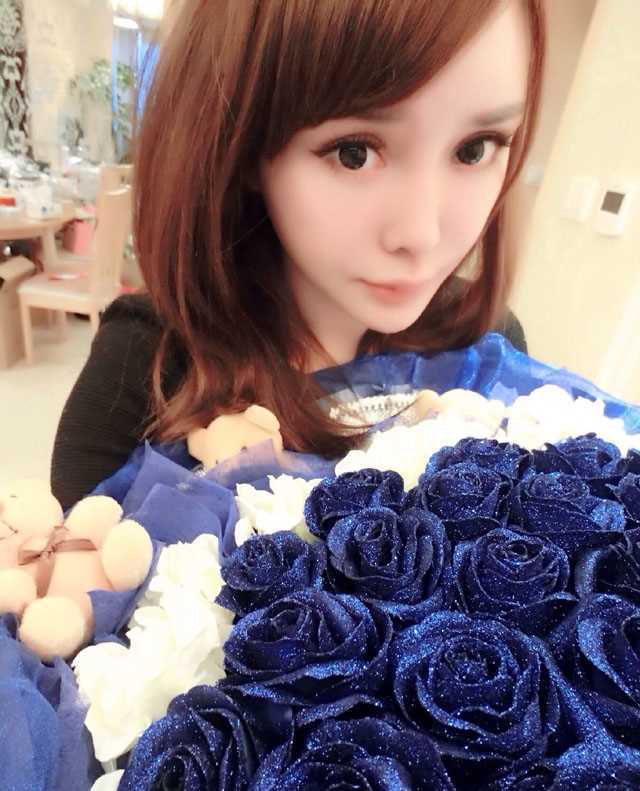 最新内地人气嫩模韩子萱照图集