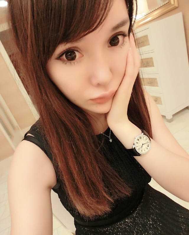 特别专辑人气嫩模韩子萱性感图片