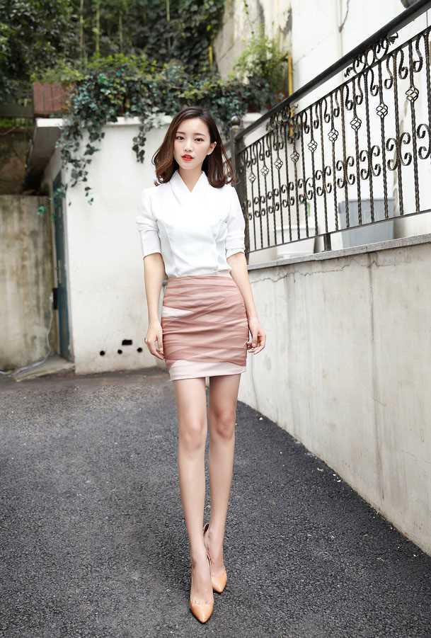 优质小周迅张念恩时尚街拍相册