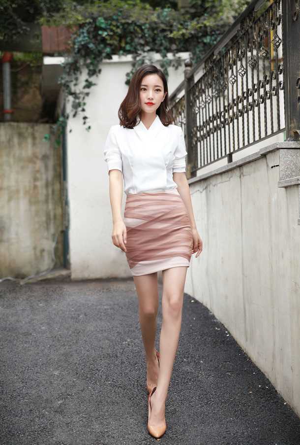 优质小周迅张念恩时尚街拍相册