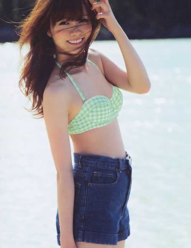 精选白石麻衣海边,比基尼秀性感身材图册