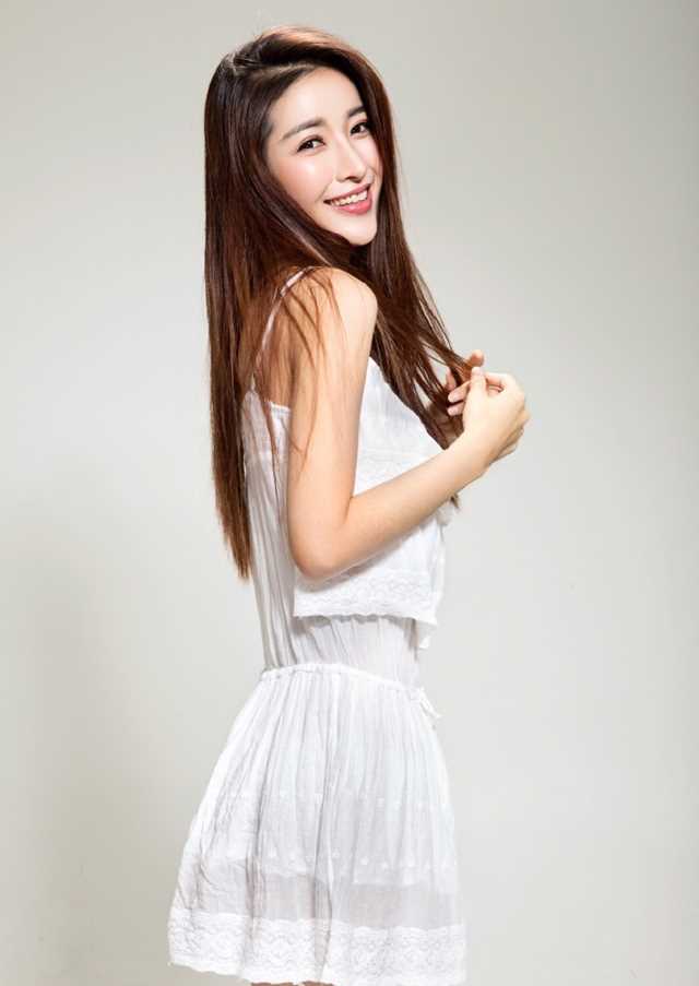 特别专辑何静momo清纯甜美