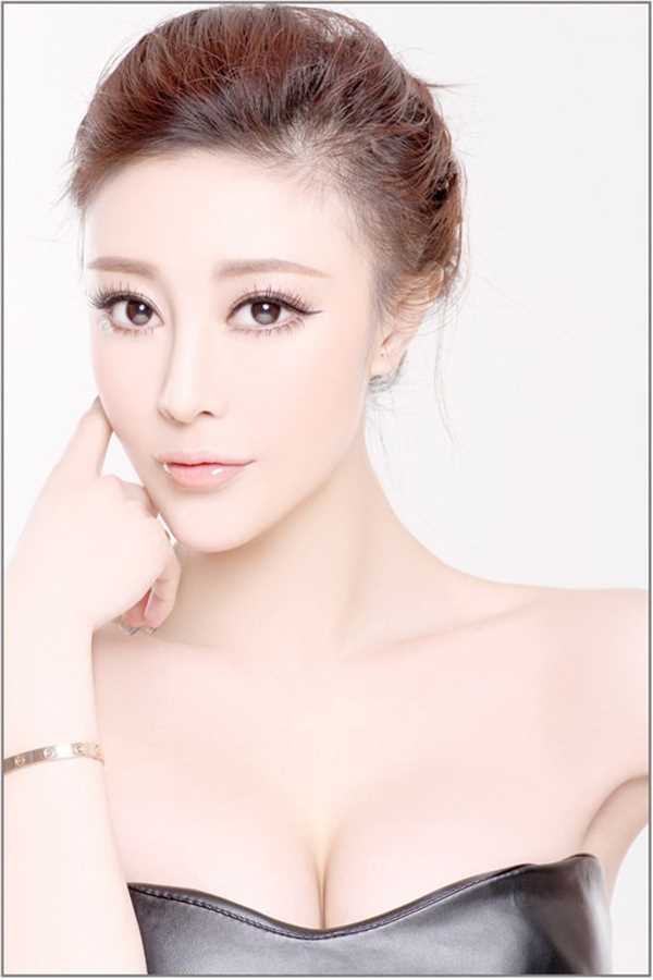 气质美女肖雨轩优雅