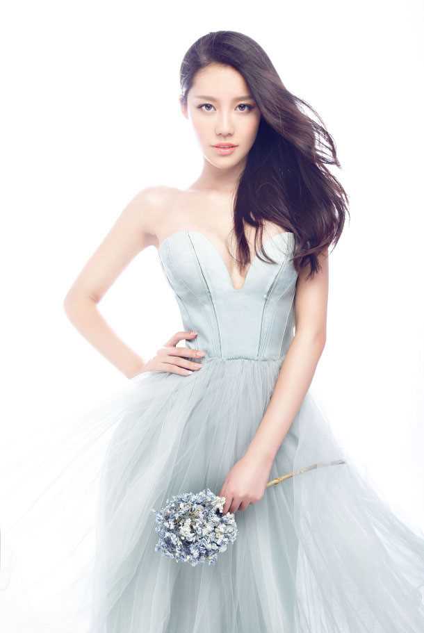 高清模特马昕墨大秀身材图集