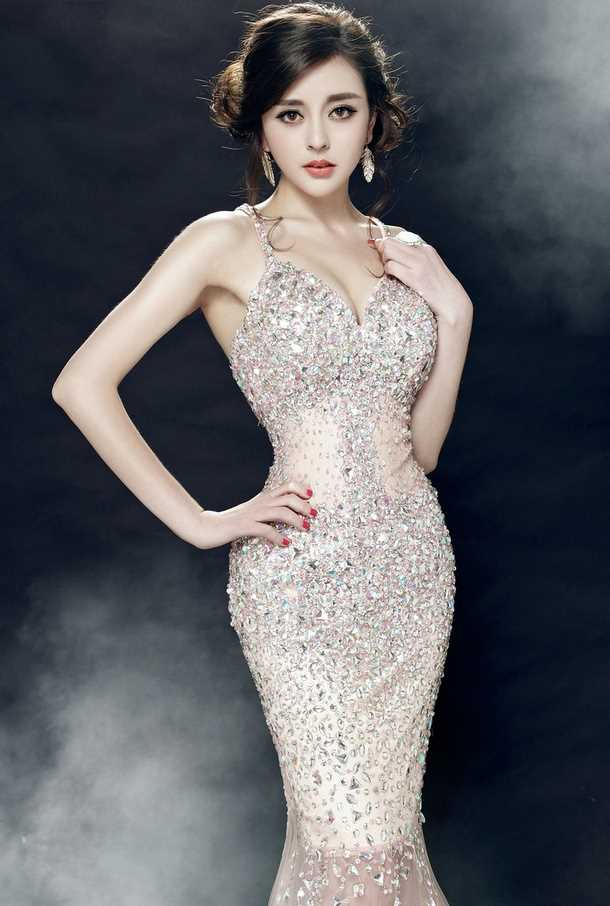 最全高兮妍性感露胸高清相册